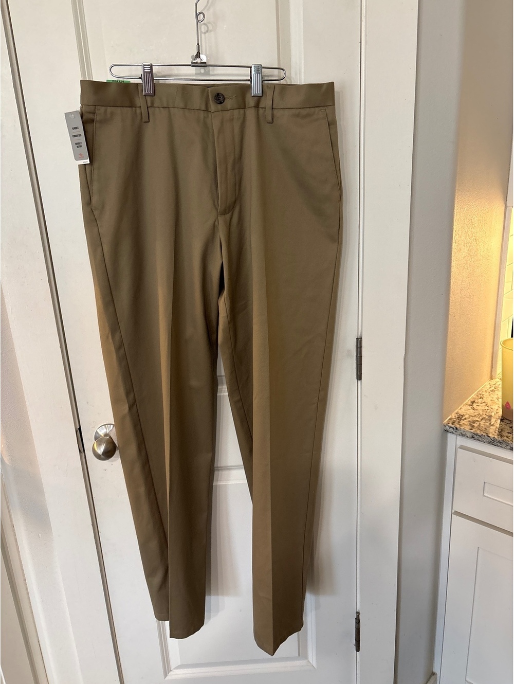 Dockers Signature Khaki Classic Fit Flat Front Pants W34 L34
